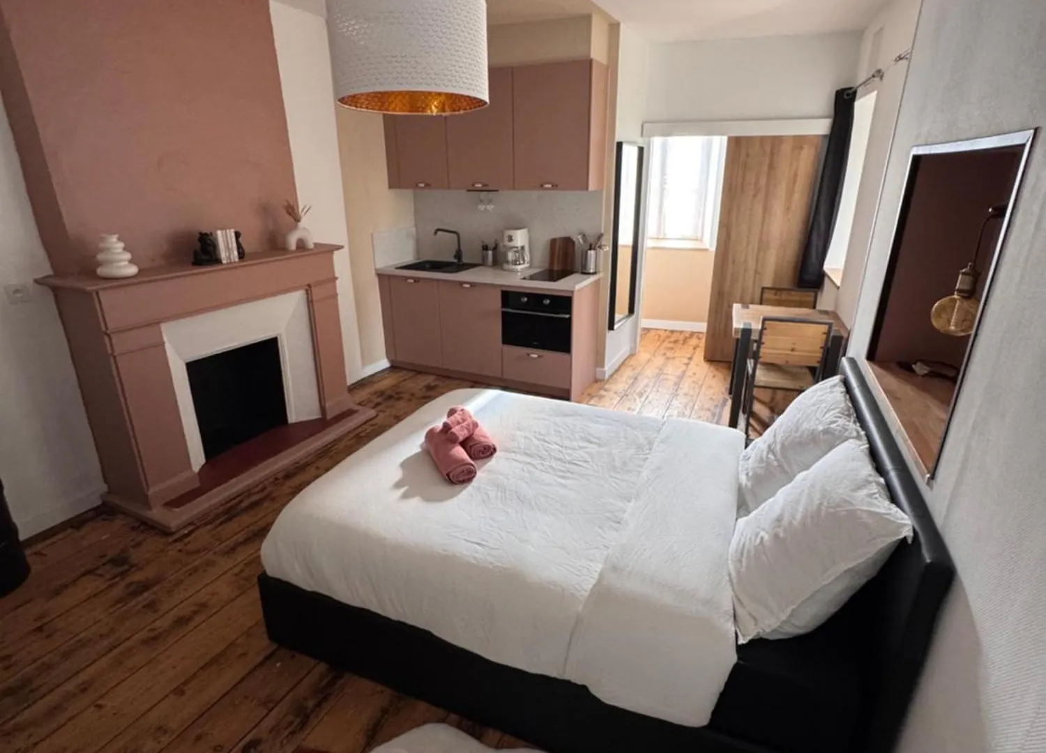 Le Studio Pontrieux Апартаменты